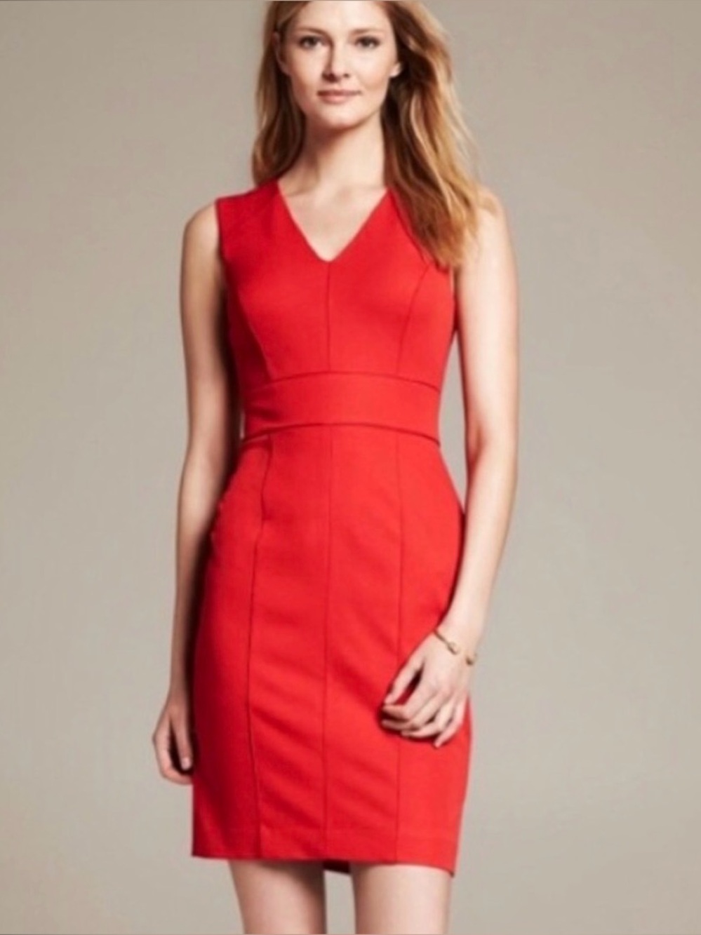 Banana Republic Red Sloan Piped Sheath in size 00P